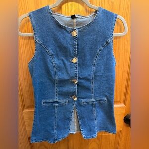 Denim Button-Front Sleeveless Top - Blue
